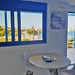 Sea View House *