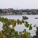 Sea View House *