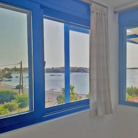 Sea View House *